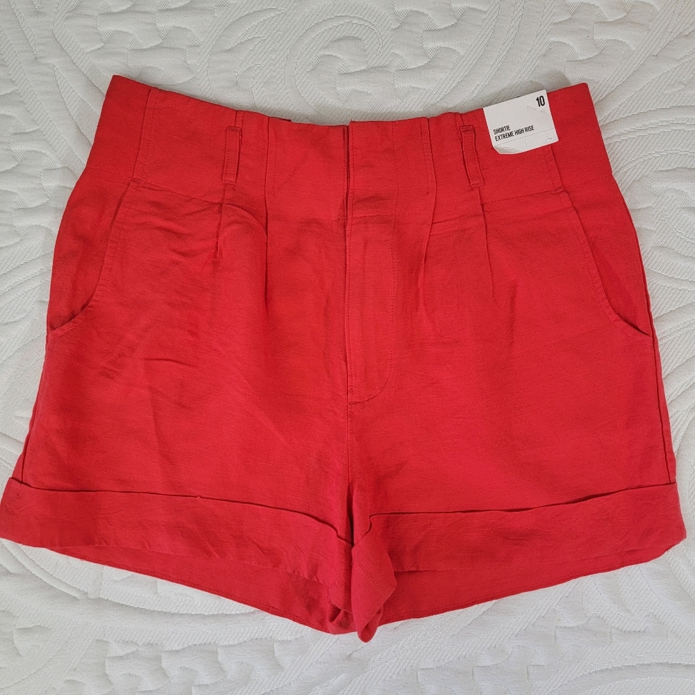 NWT Express Shortie Extreme High Rise Red Linen Blend Shorts 3" Inseam Size 10